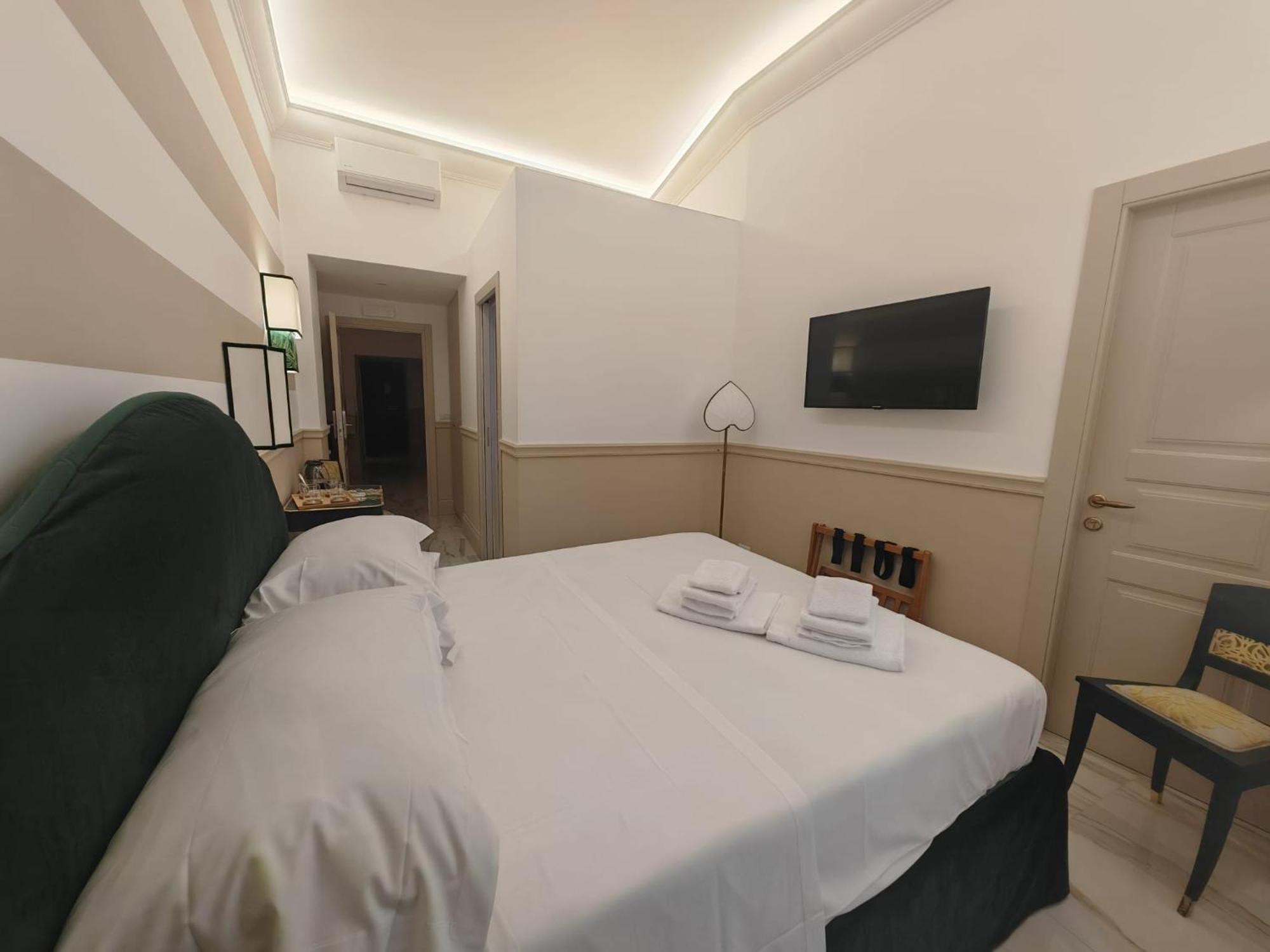Cozy Luxury Room Pantheon — Photos 1